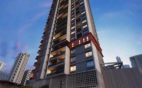 Studio moderno I Próximo Allianz